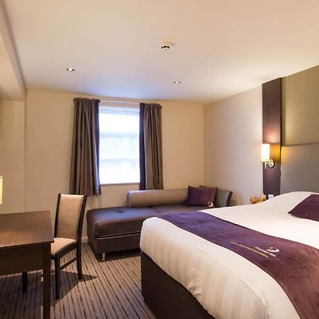 Premier Inn Tring Exterior foto