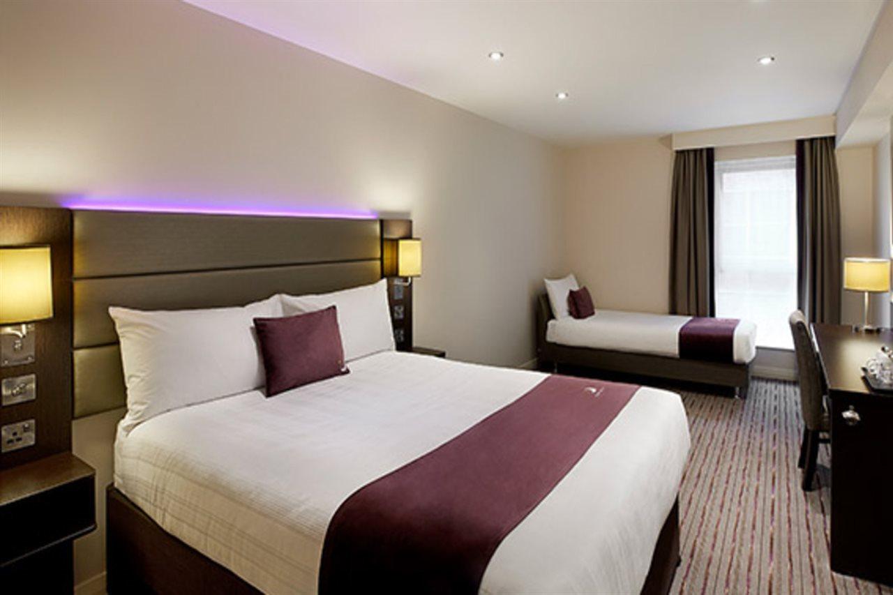 Premier Inn Tring Exterior foto